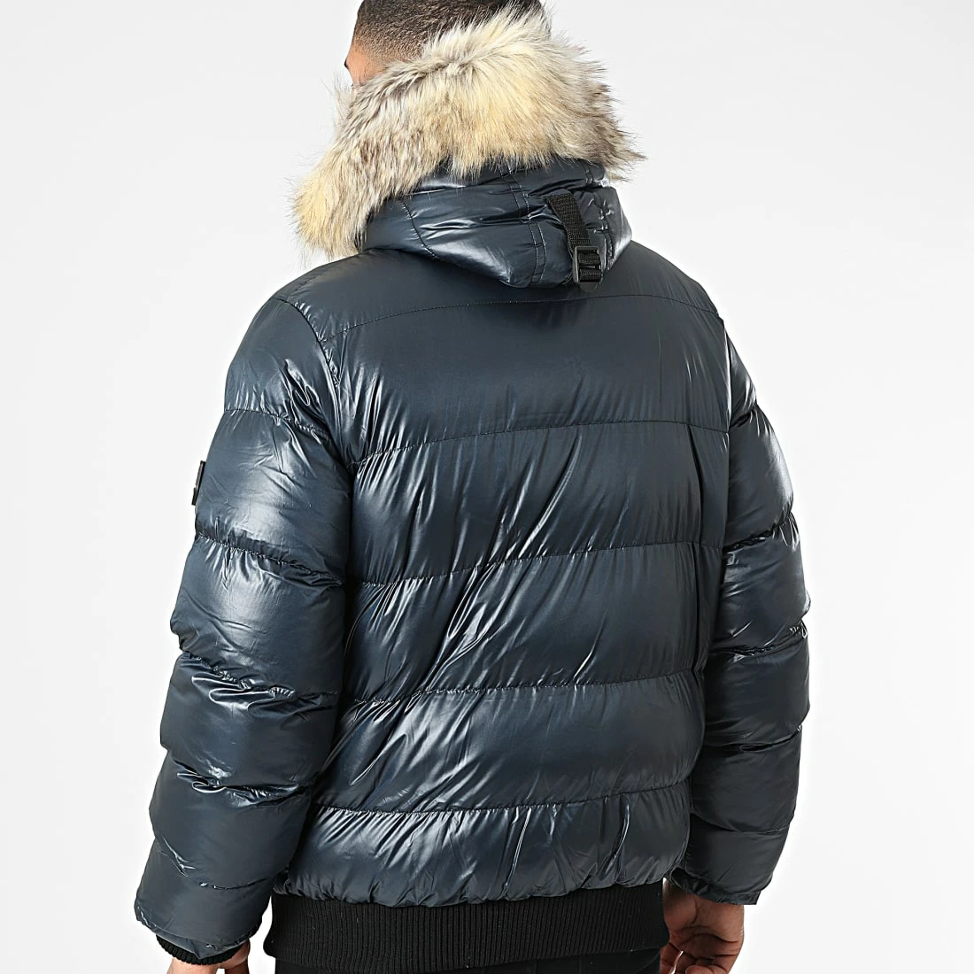 Coupon ✨ Doudoune Capuche Bugs Bleu Marine de Geographical Norway 😀 4 Coupon ✨ Doudoune Capuche Bugs Bleu Marine de Geographical Norway 😀 – Image 4