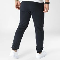 Meilleur prix 👏 Pantalon Jogging Mercredi Bleu Marine de Geographical Norway 🌟 -Geographical Norway Soldes Boutique geographical norway 310794 MERCREDI NAVY 20220325T155228 04