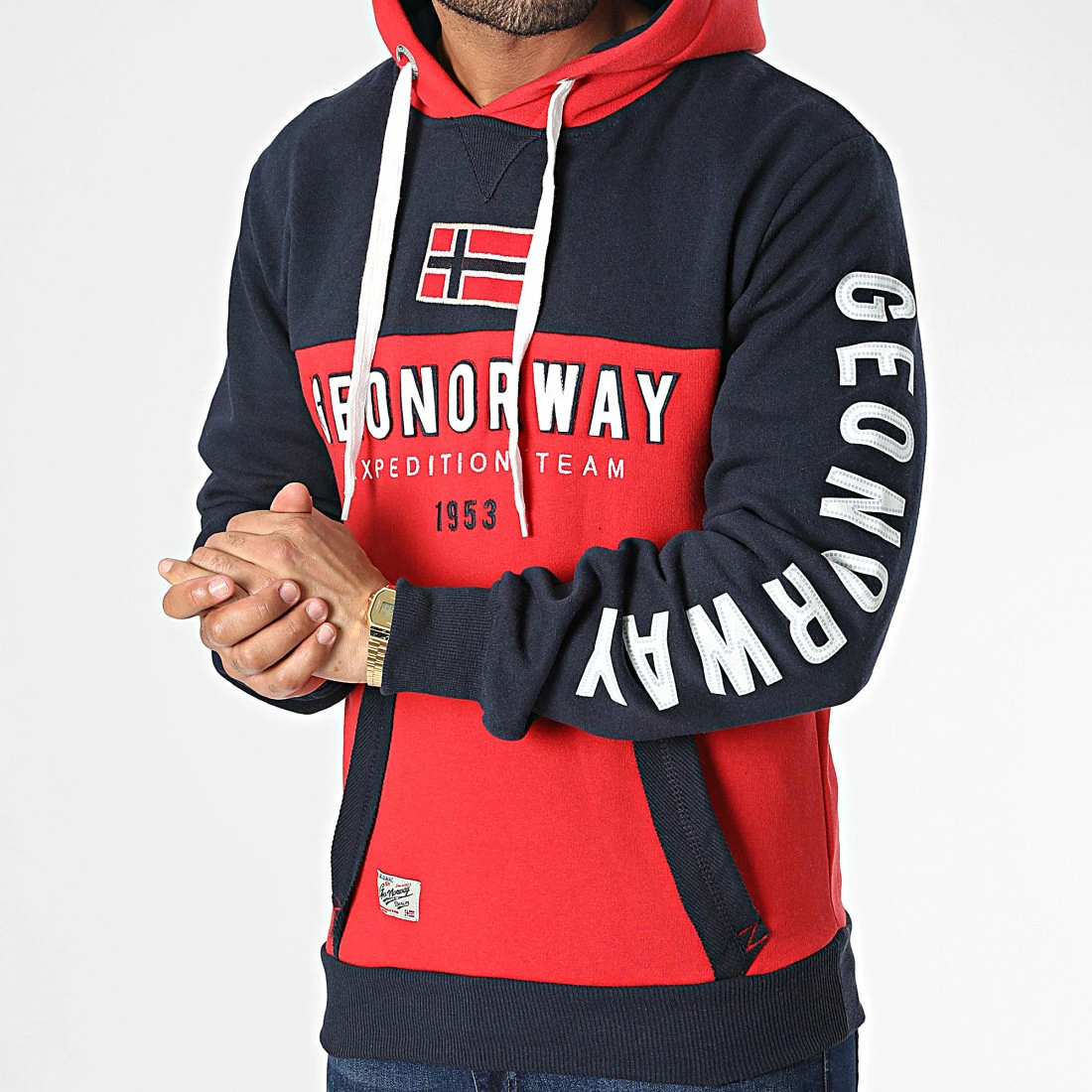 Grosses soldes ✔️ Sweat Capuche Ferato Rouge Bleu Marine de Geographical Norway 😉 1 Grosses soldes ✔️ Sweat Capuche Ferato Rouge Bleu Marine de Geographical Norway 😉