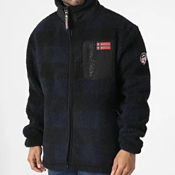 Meilleur prix 🎉 Veste Polaire Zippée A Carreaux Tripoli Noir Bleu Marine de Geographical Norway 🤩 6 Meilleur prix 🎉 Veste Polaire Zippée A Carreaux Tripoli Noir Bleu Marine de Geographical Norway 🤩 -Geographical Norway Soldes Boutique geographical norway 348978 TRIPOLI NAVY BLACK 20221129T160949 03